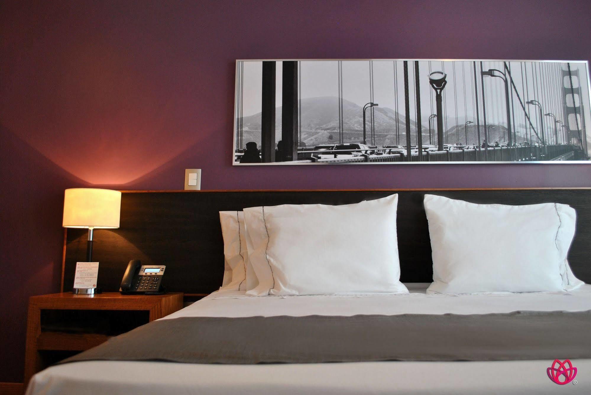 Hotel Y Tu Expo Guadalajara Exteriör bild