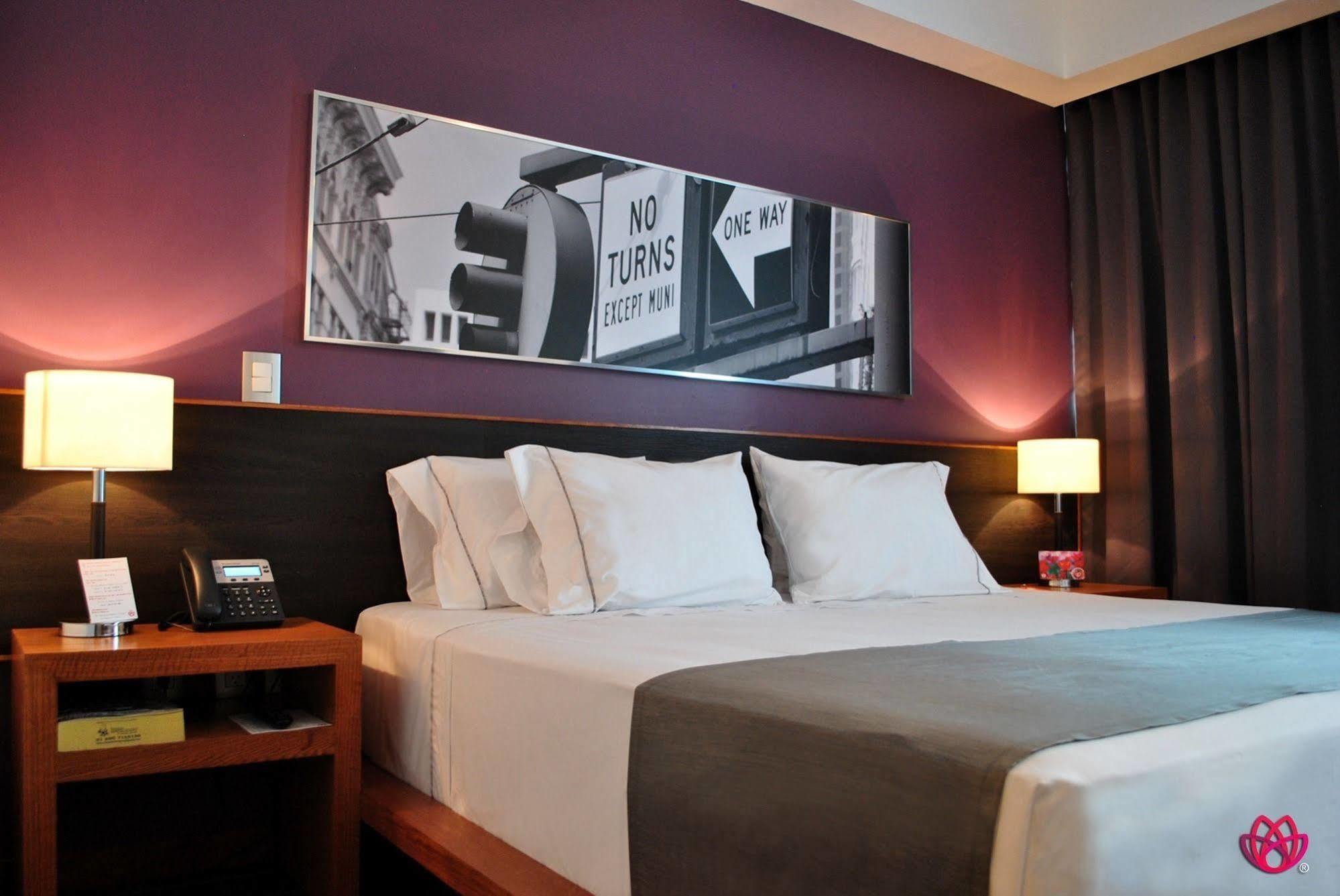 Hotel Y Tu Expo Guadalajara Exteriör bild